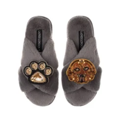 Classic Laines Slippers With Rocco The Chocolate Lab & Paw Brooches -Laines London file 1013