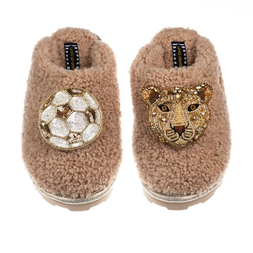 Teddy Closed Toe Slippers With Lioness & Football Brooches 1 Teddy Closed Toe Slippers With Lioness & Football Brooches