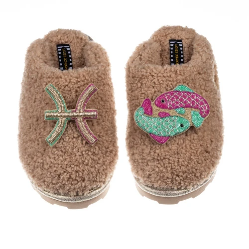 Teddy Closed Toe Slippers With Pisces Star Sign Brooches 1 Teddy Closed Toe Slippers With Pisces Star Sign Brooches