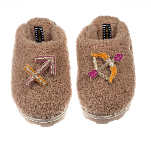 Teddy Closed Toe Slippers With Sagittarius Star Sign Brooches 2 Teddy Closed Toe Slippers With Sagittarius Star Sign Brooches - Image 2