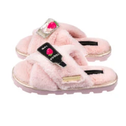 Ultralight Chic Slippers With Tequila Strawberry Brooches