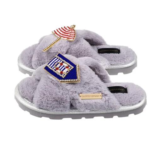 Ultralight Chic Slippers With Beach Hut & Parasol Brooches 2 Ultralight Chic Slippers With Beach Hut & Parasol Brooches - Image 2